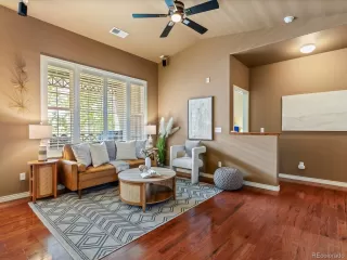 Photo #4: 6055905 Listing 