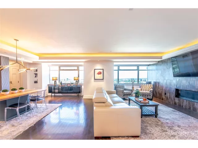 MLS: 6057890 Condo For Sale