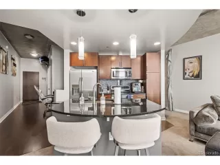 Photo #3: 6058867 Listing