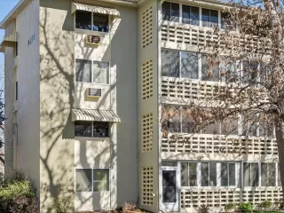 Photo #5: 6062311 Listing 