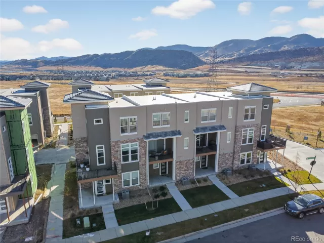 MLS: 6064313 Condo For Sale