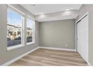 Photo #5: 6064313 Listing