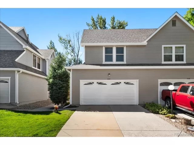MLS: 6067287 Condo For Sale