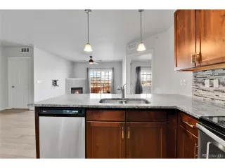 Photo #4: 6067359 Listing