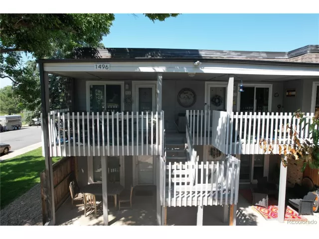 MLS: 6068837 Condo For Sale