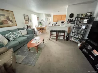 Photo #3: 6068837 Listing