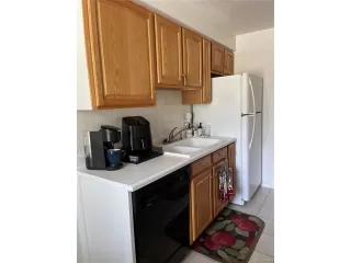 Photo #5: 6068837 Listing