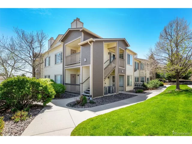 MLS: 6070026 Condo For Sale