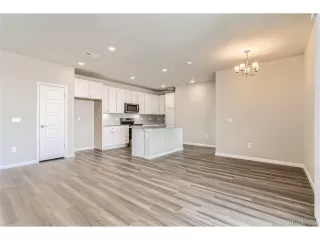 Photo #6: 6070831 Listing 