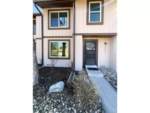MLS: 6073452 Condo For Sale
