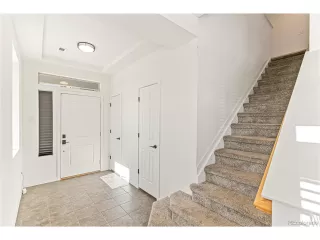 Photo #6: 6074329 Listing