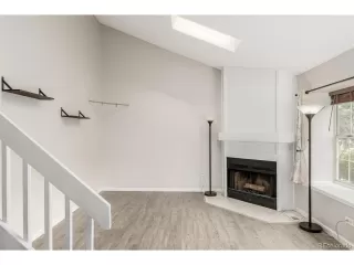 Photo #5: 6075063 Listing