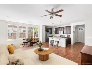 Photo #4: 6076127 Listing