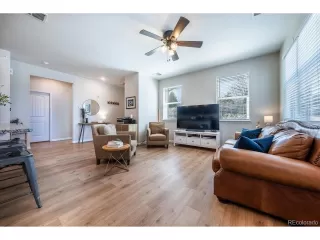 Photo #5: 6076428 Listing