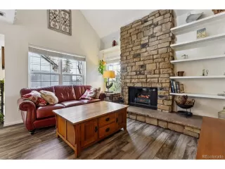 Photo #2: 6077017 Listing 