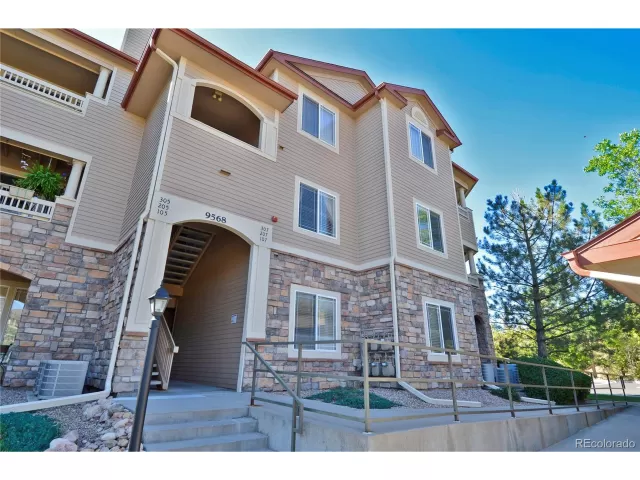 MLS: 6078073 Condo For Sale