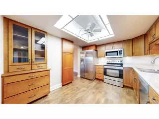 Photo #5: 6079596 Listing 