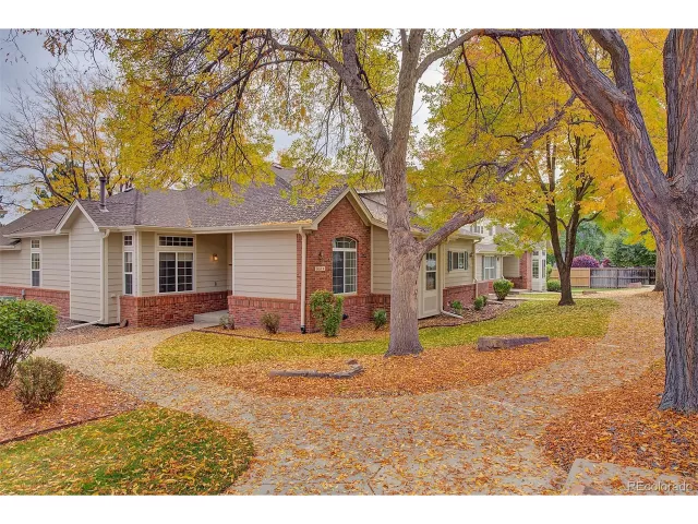 MLS: 6080583 Condo For Sale