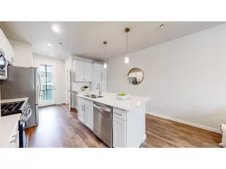Photo #6: 6081205 Listing