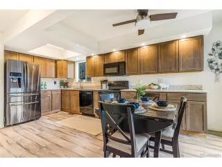 Photo #2: 6081356 Listing 