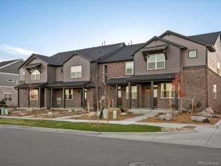 Photo #2: 6081786 Listing 