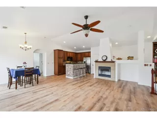 Photo #6: 6081838 Listing