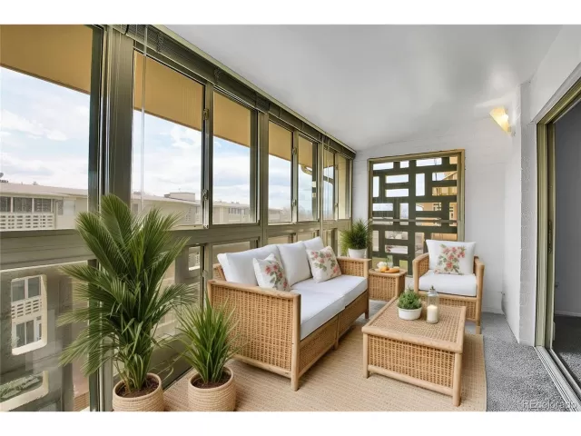 MLS: 6083278 Condo For Sale