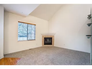 Photo #5: 6084002 Listing 