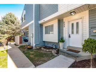 More Details about MLS # 6084716 : 233 S NOME ST AURORA CO 80012