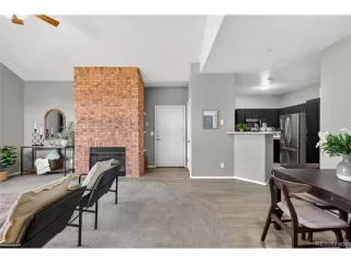 Photo #2: 6085183 Listing 