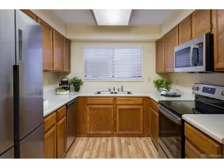 Photo #4: 6085956 Listing