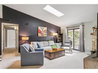 Photo #2: 6086504 Listing