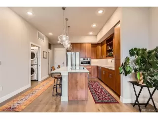 Photo #6: 6086567 Listing