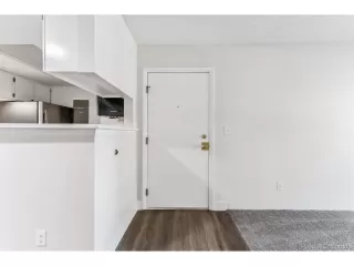 Photo #3: 6086885 Listing