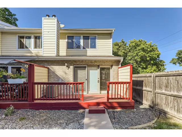 MLS: 6087207 Condo For Sale