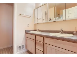 Photo #5: 6087207 Listing 