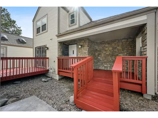 MLS: 6087974 Condo For Sale