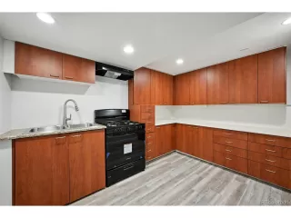 Photo #6: 6087974 Listing