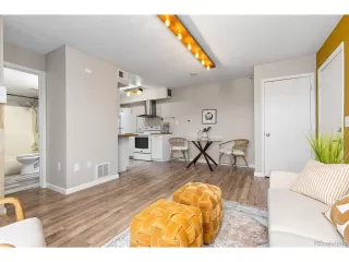 Photo #5: 6090781 Listing 