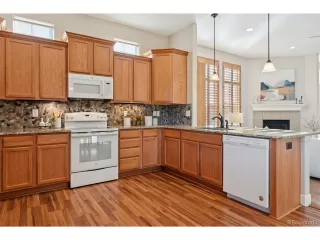 Photo #5: 6092038 Listing