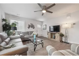 Photo #3: 6092099 Listing