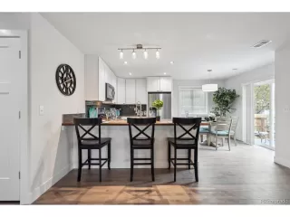 Photo #6: 6092099 Listing