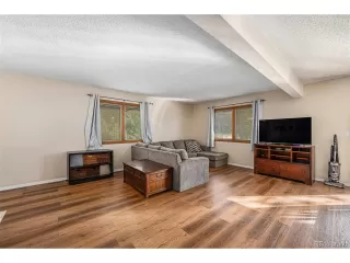 Photo #2: 6093956 Listing