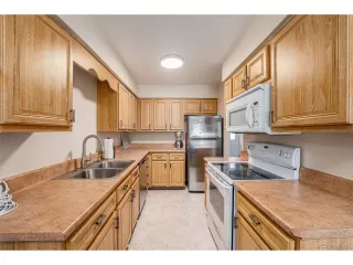 Photo #6: 6093956 Listing