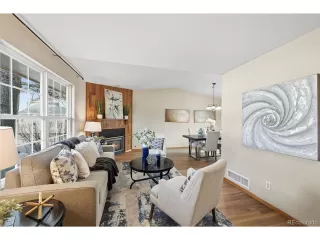 Photo #4: 6094415 Listing