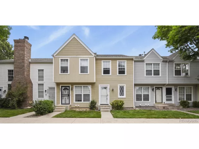 MLS: 6094628 Condo For Sale