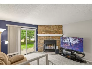 Photo #5: 6094628 Listing 