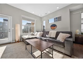 Photo #3: 6094845 Listing