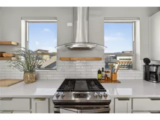 Photo #6: 6094845 Listing