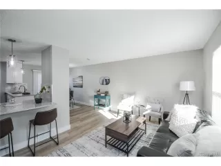 Photo #2: 6098207 Listing 